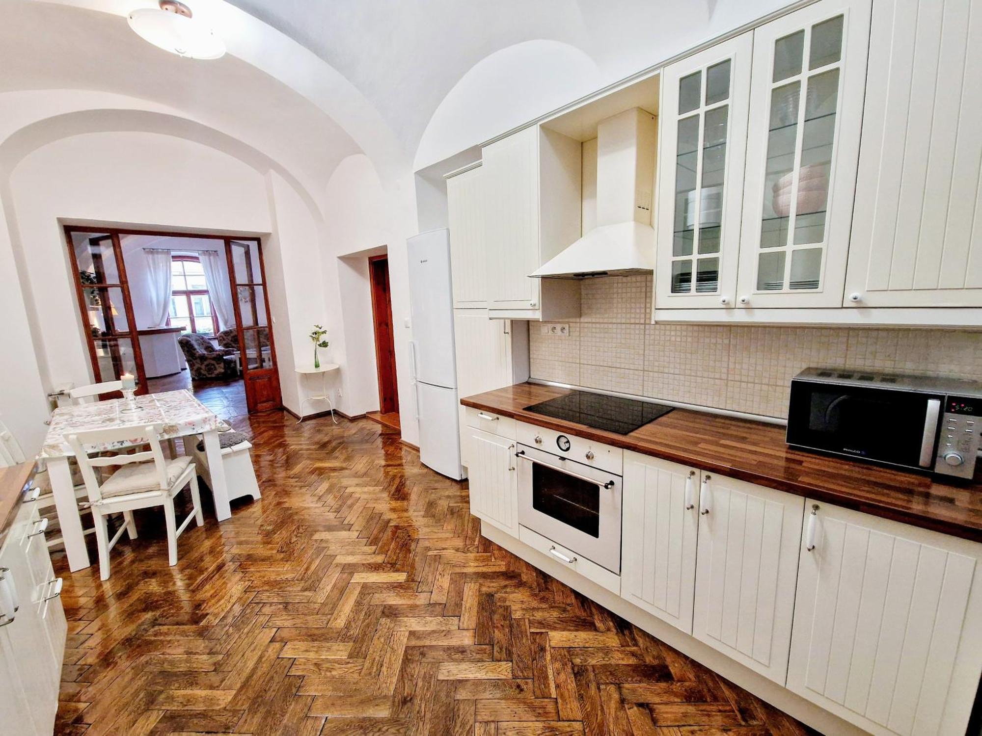 Marina Old Town Apartment Košice Eksteriør billede